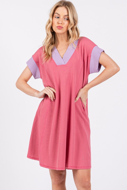 Ces Femme Contrast Trim V-Neck Short Sleeve Dress